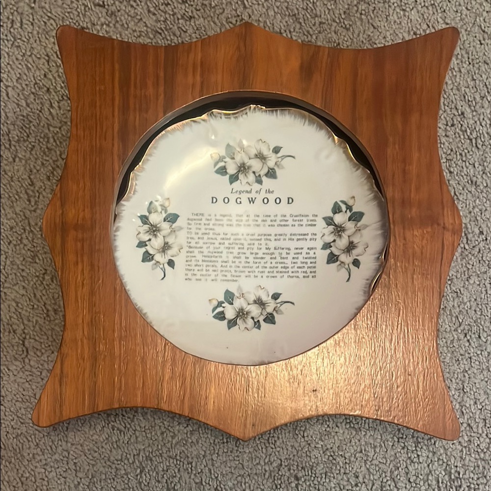 Wooden Frame with Floral Plate Wall Decor